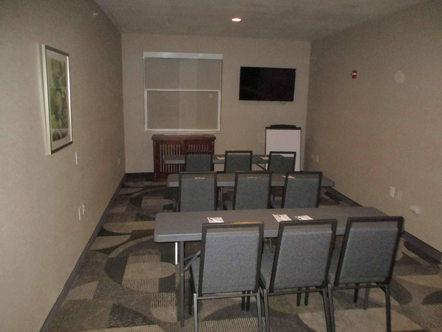 Best Western Plus Riata Brownwood Exterior photo